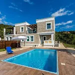 Vera Tatil Evi Áyios Nikítas