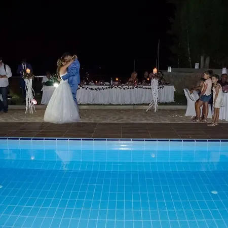 薇拉别墅 Áyios Nikítas