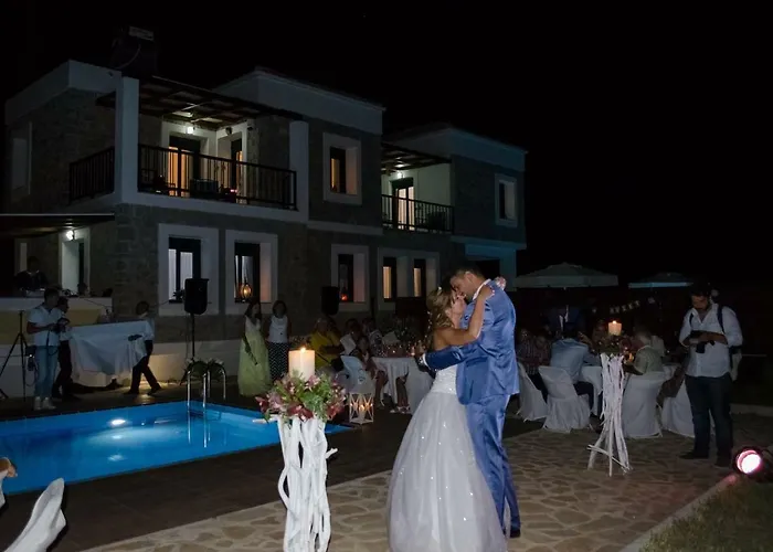 Vera Áyios Nikítas